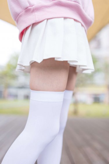 我的女友是丧尸蜘蛛女皇
